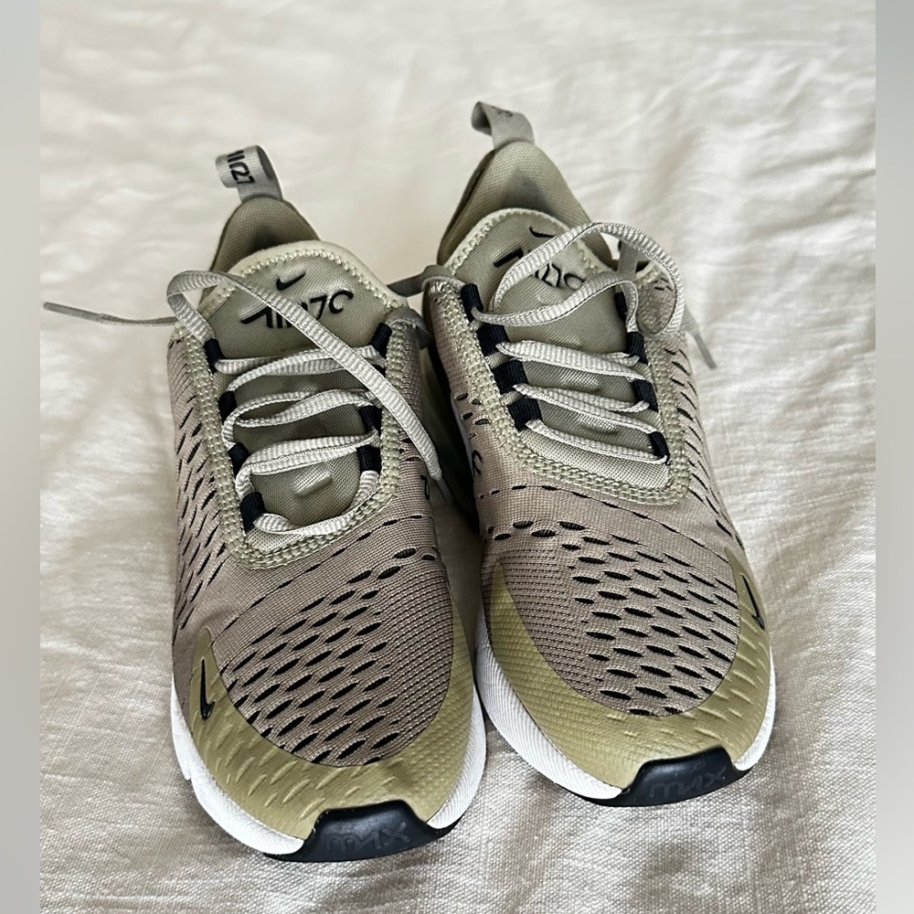 Nike Air Max 270